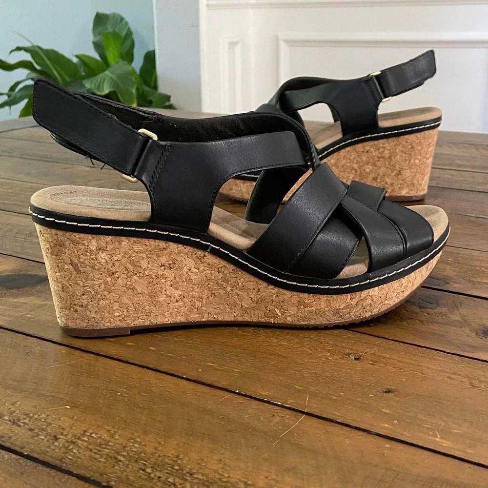 Clarks collection black